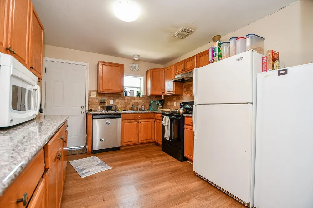 2206 Hartwick Road Houston, TX 77093