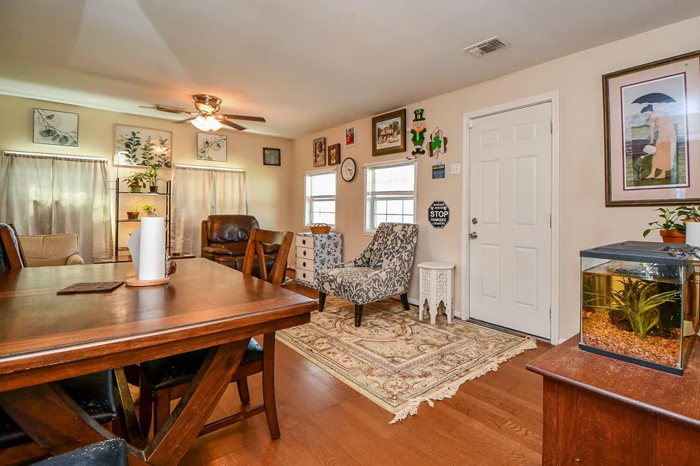2206 Hartwick Road Houston, TX 77093