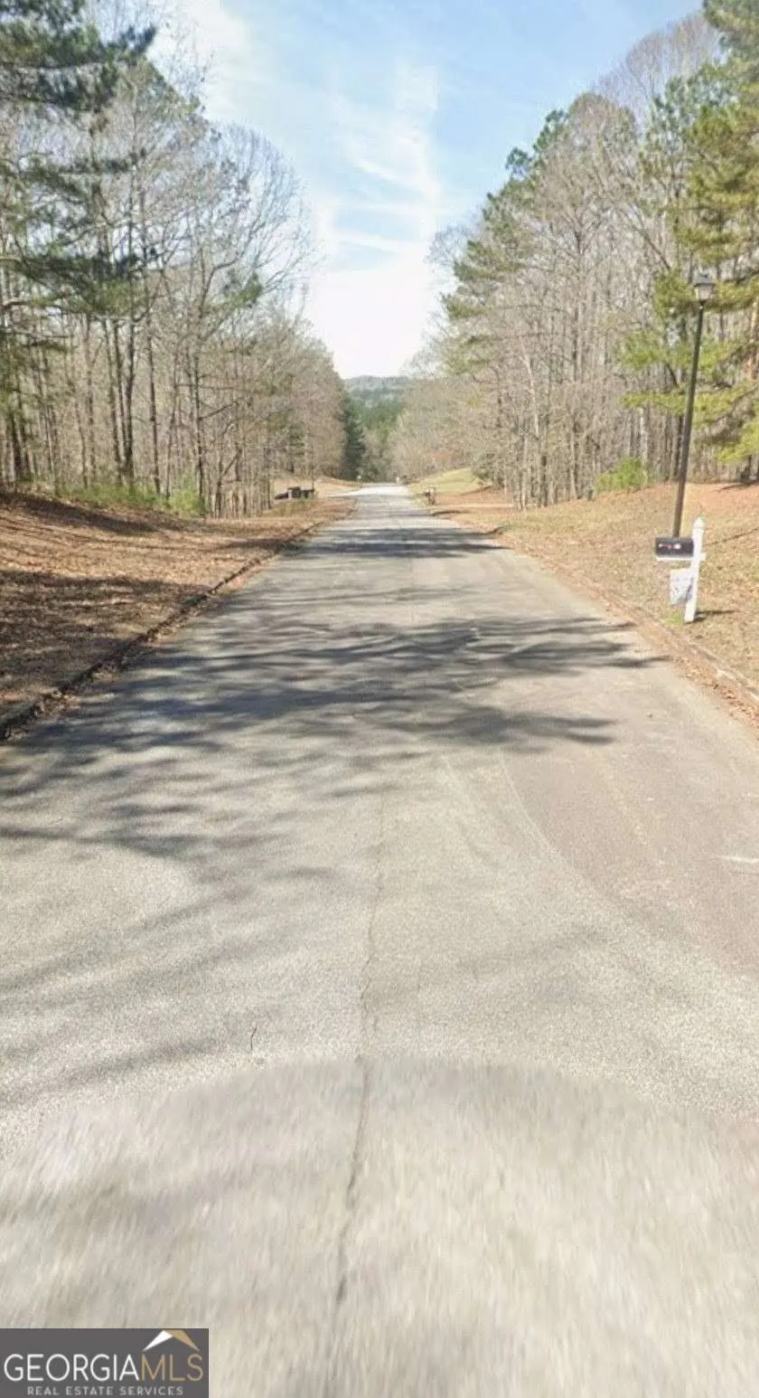 205 Long Cove DR LaGrange, GA 30240