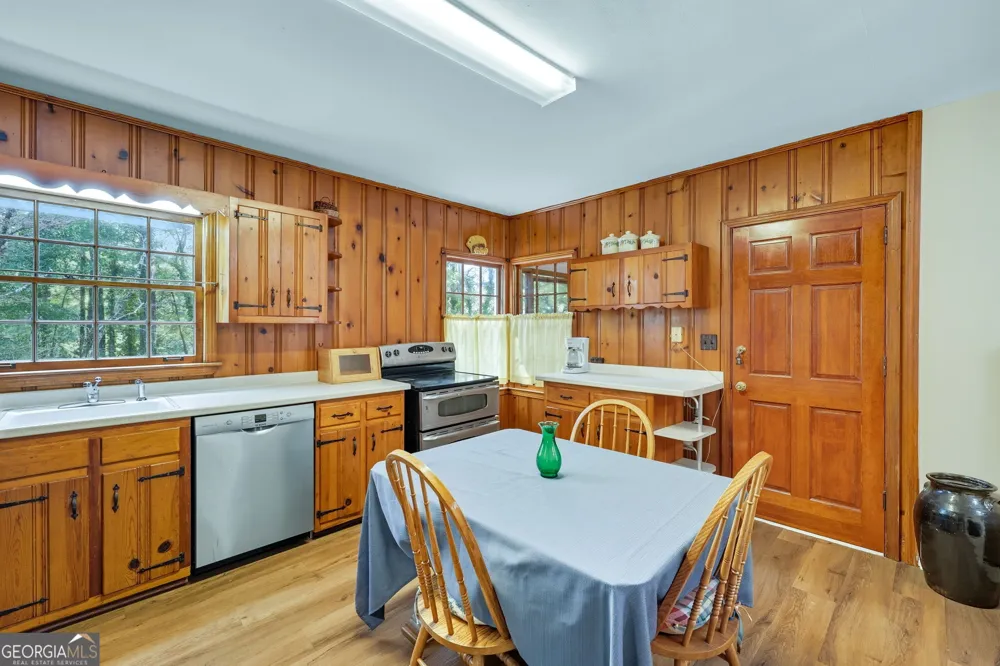 329 Morrison Moore PKWY E Dahlonega, GA 30533