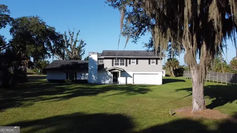 743 Cattle Hammock RD