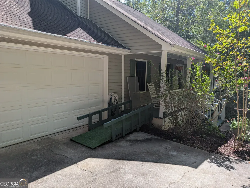 191 Bern VIS Sautee Nacoochee, GA 30571