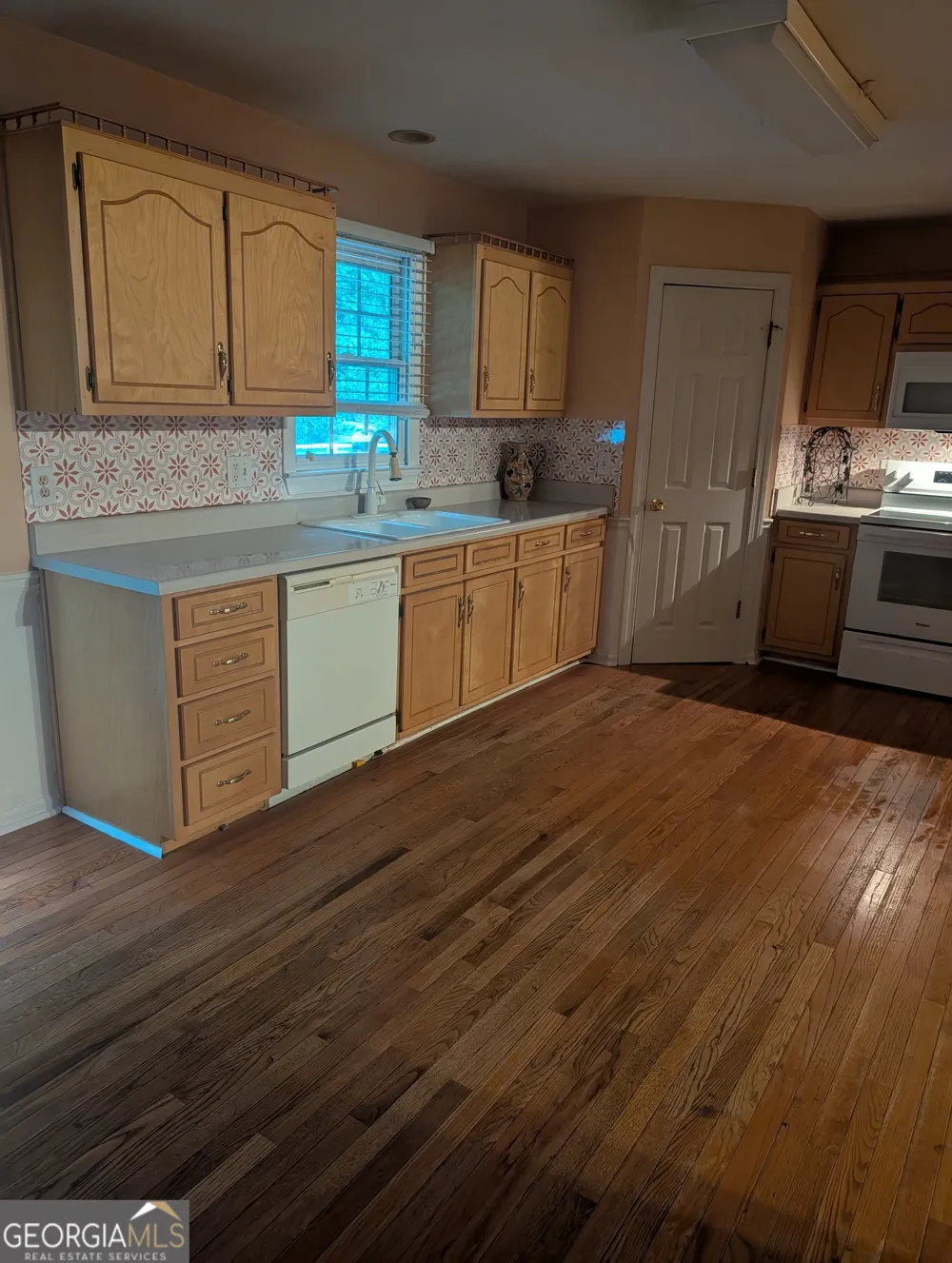 191 Bern VIS Sautee Nacoochee, GA 30571