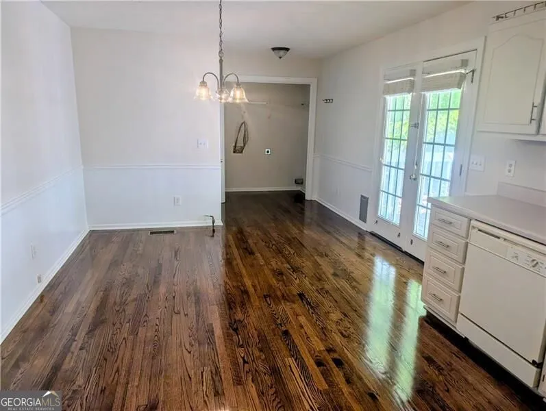 191 Bern VIS Sautee Nacoochee, GA 30571