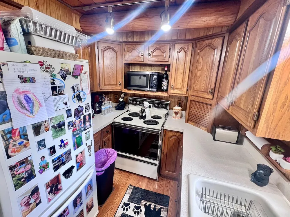 10261 Wien Road Cook, MN 55723