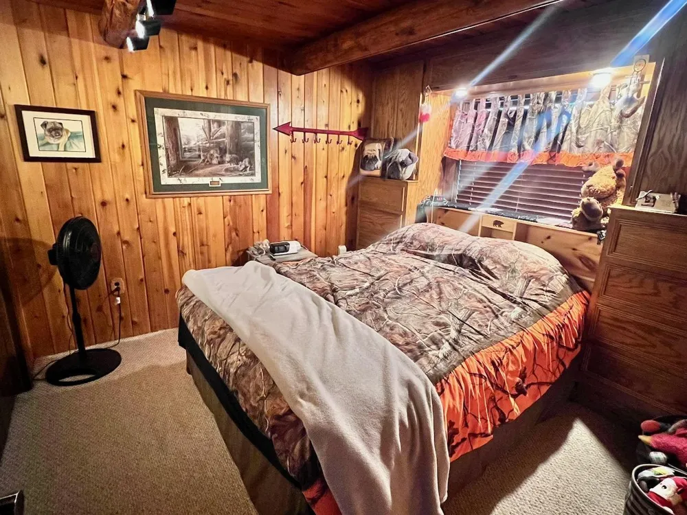10261 Wien Road Cook, MN 55723