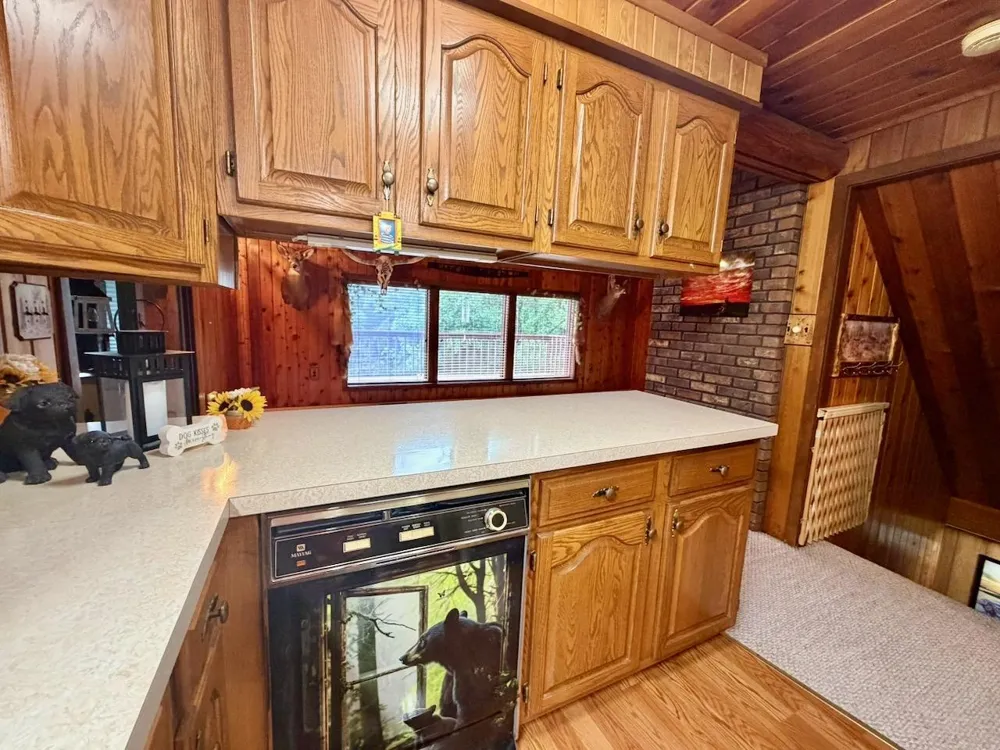 10261 Wien Road Cook, MN 55723