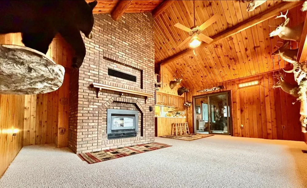 10261 Wien Road Cook, MN 55723