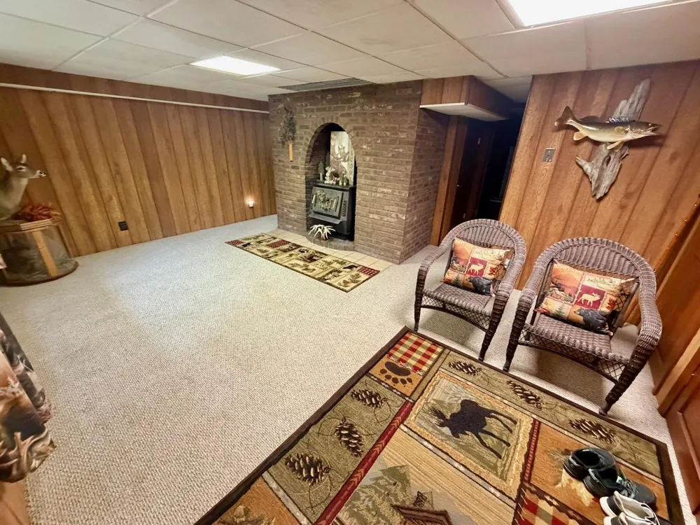 10261 Wien Road Cook, MN 55723