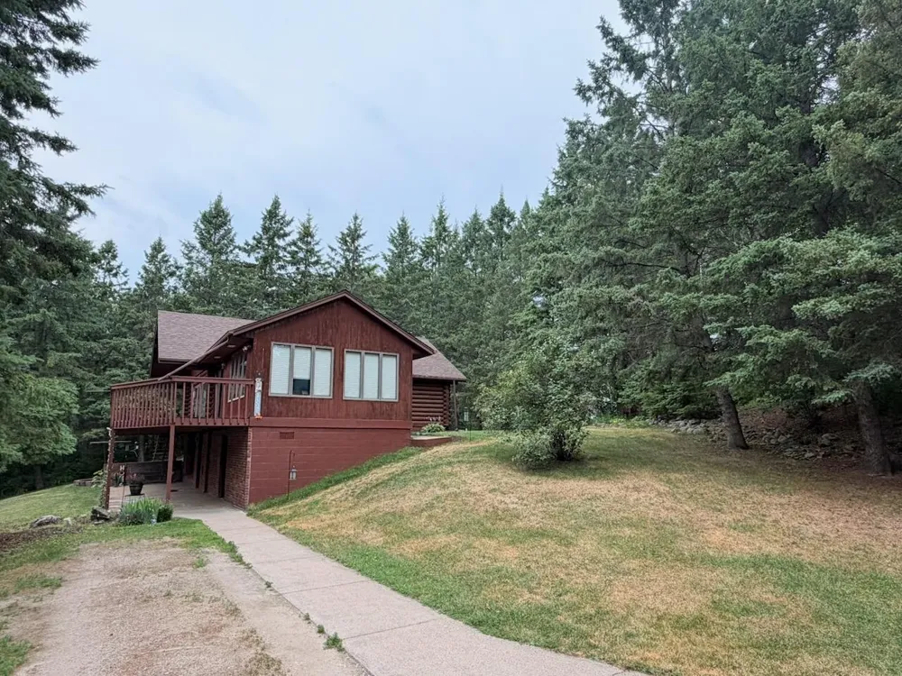 10261 Wien Road Cook, MN 55723