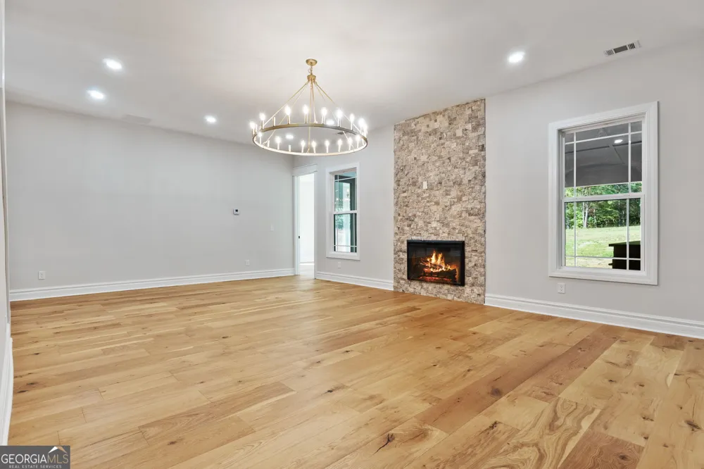 259 Massengale RD Brooks, GA 30205