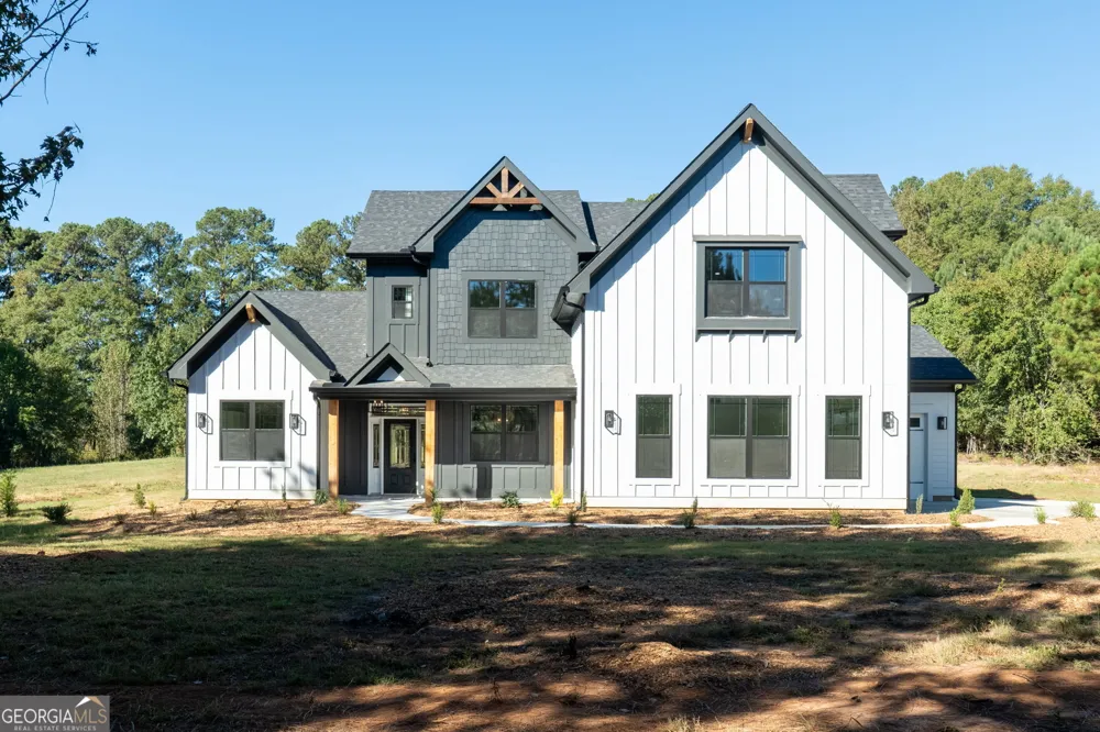 259 Massengale RD Brooks, GA 30205