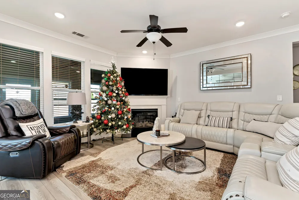 6968 Manchester DR Flowery Branch, GA 30542
