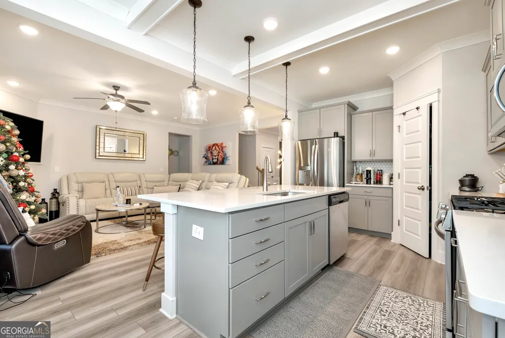 6968 Manchester DR Flowery Branch, GA 30542