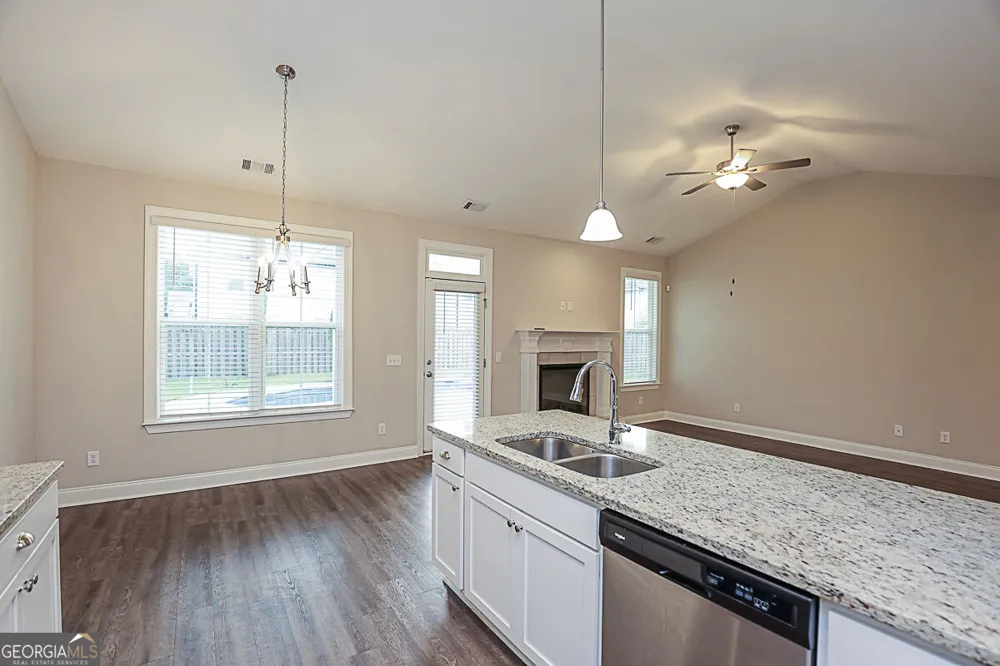 124 Annie DR Guyton, GA 31312