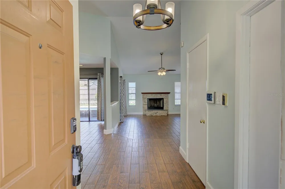 1024 DINERO DRIVE Winter Springs, FL 32708