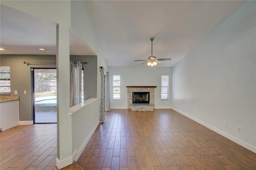 1024 DINERO DRIVE Winter Springs, FL 32708