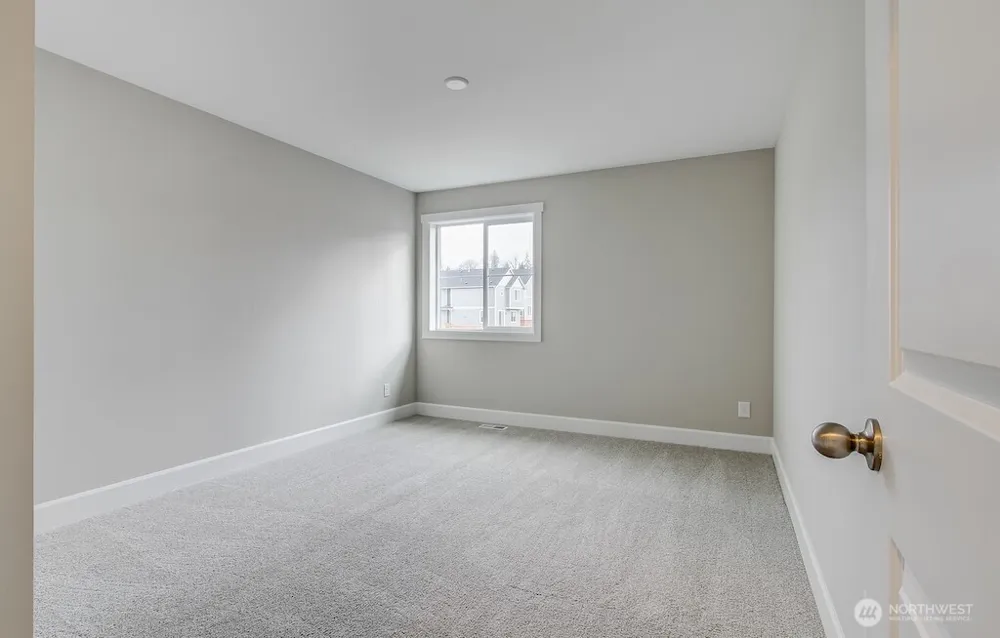 10625 Treasure Drive NW #123 Silverdale, WA 98383