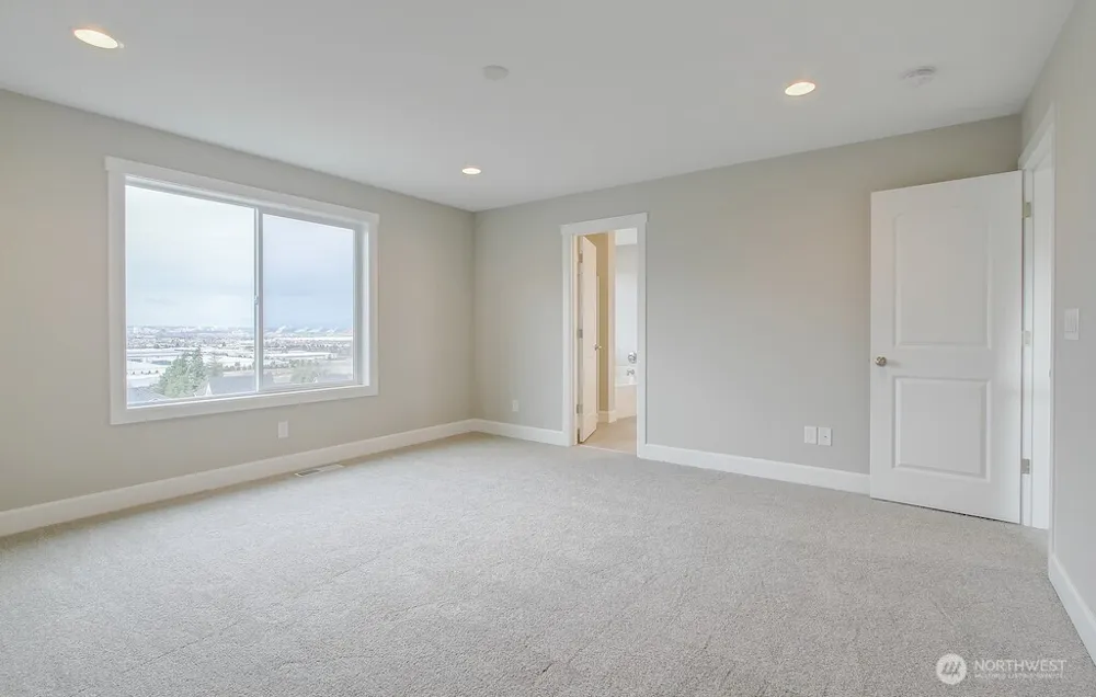 10625 Treasure Drive NW #123 Silverdale, WA 98383