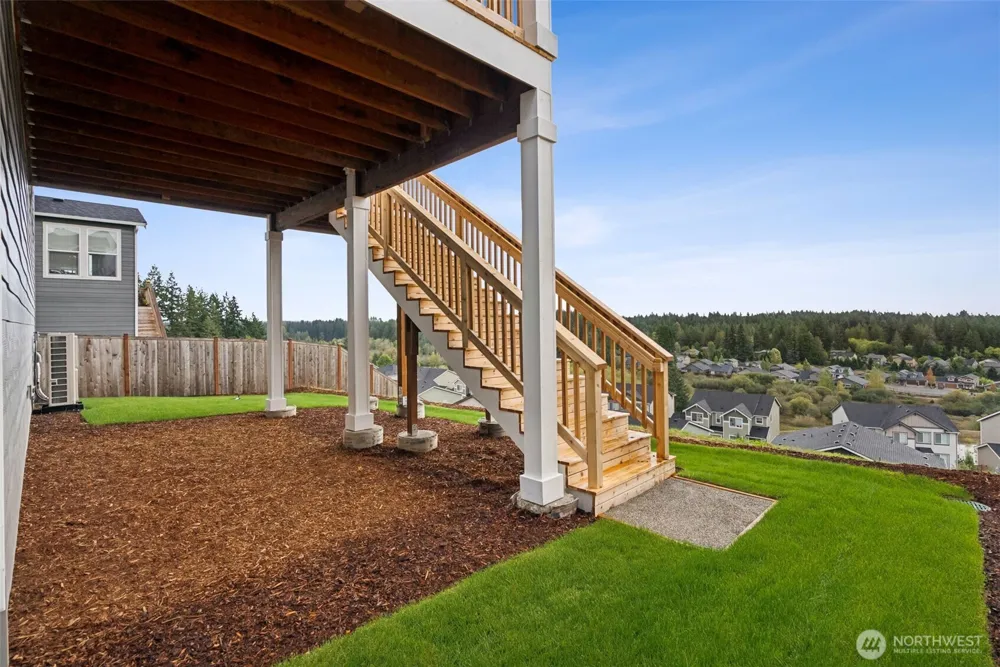 10625 Treasure Drive NW #123 Silverdale, WA 98383
