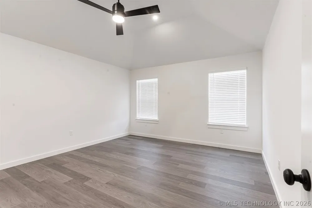 2511 W Main Street Collinsville, OK 74021