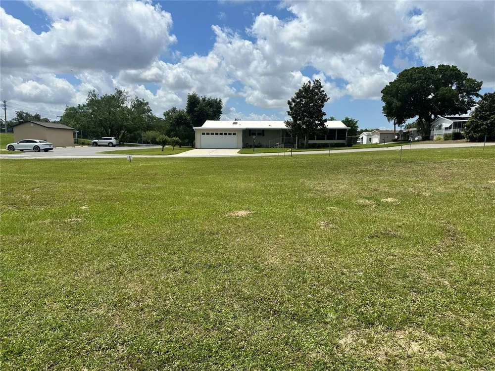 3951 GREENBLUFF ROAD #816 Zellwood, FL 32798