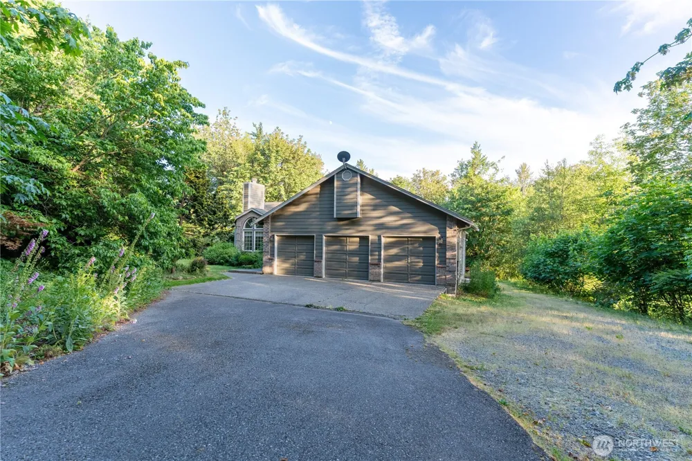 32021 SE 291 STREET Ravensdale, WA 98051