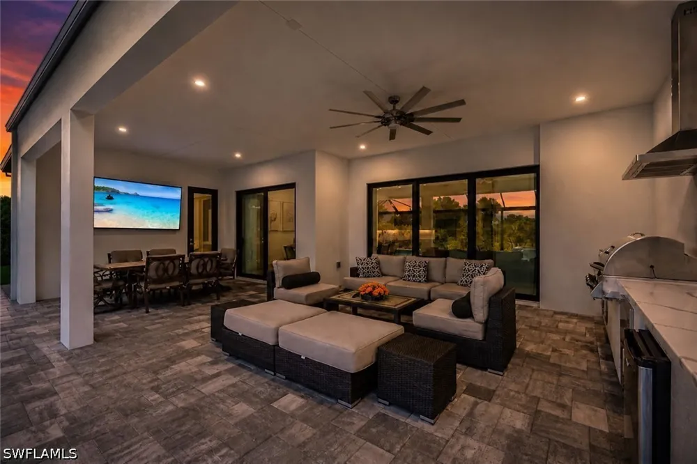 Winterview Drive Naples, FL 34109
