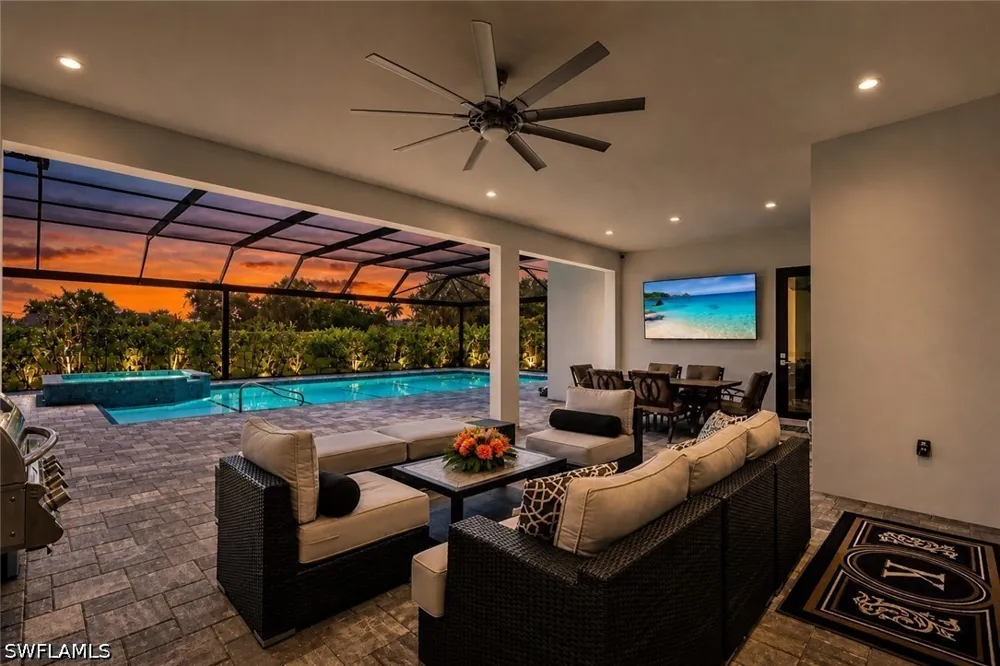 Winterview Drive Naples, FL 34109