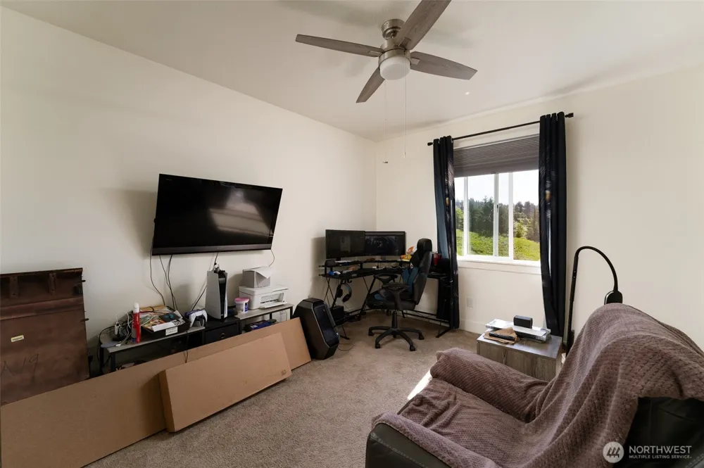 160 Windy River Kalama, WA 98625