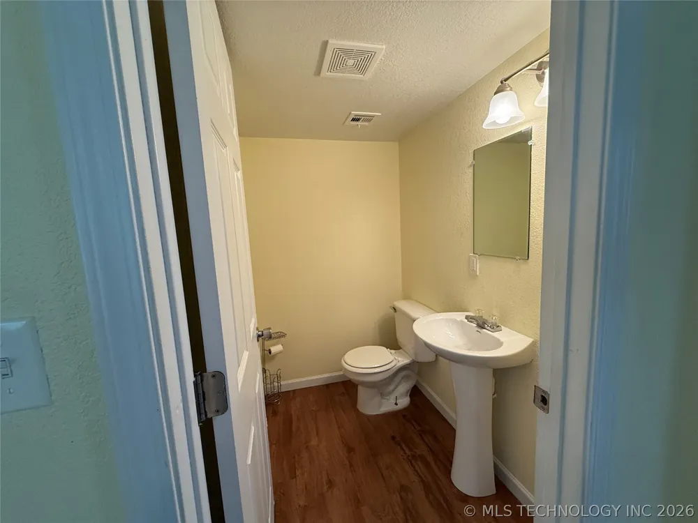 415 S 12 STREET McAlester, OK 74501