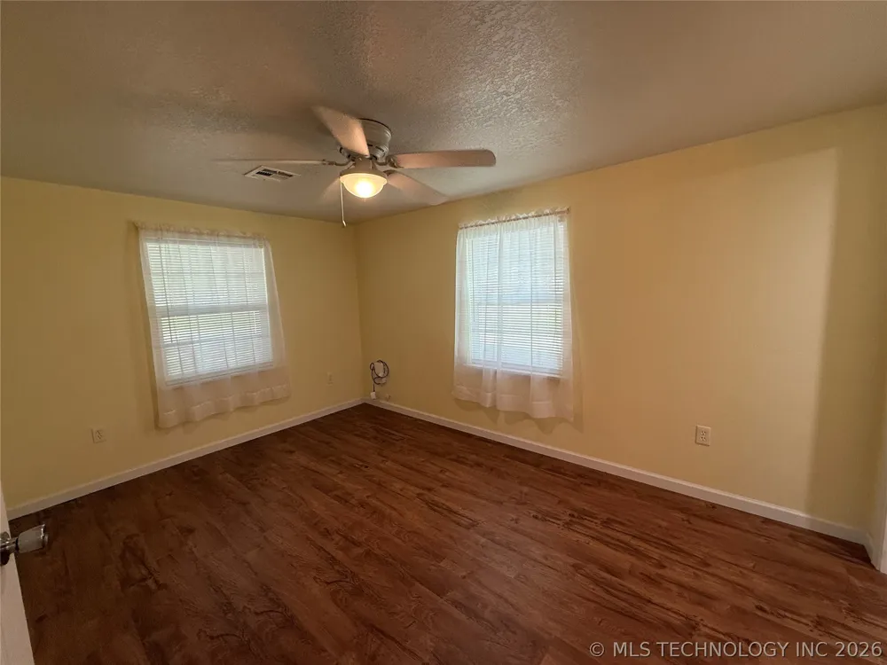 415 S 12 STREET McAlester, OK 74501