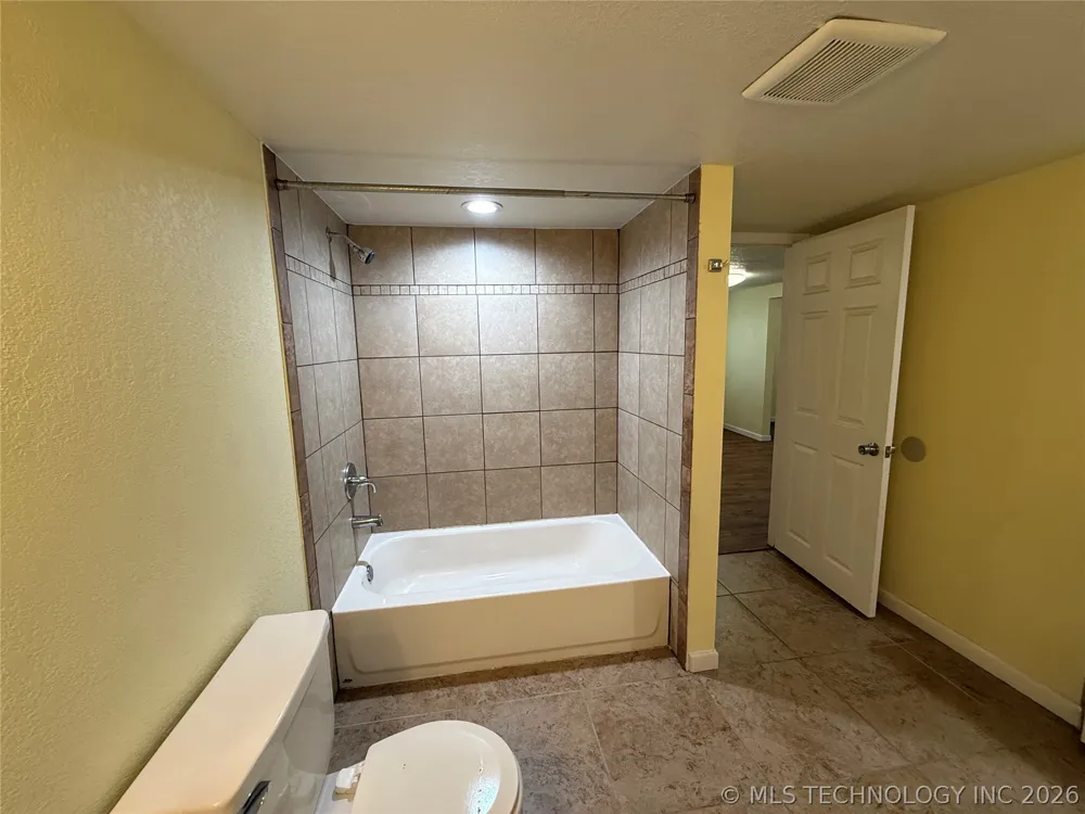 415 S 12 STREET McAlester, OK 74501