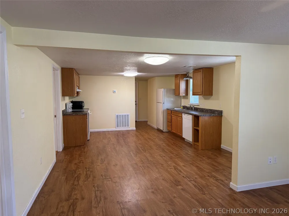 415 S 12 STREET McAlester, OK 74501