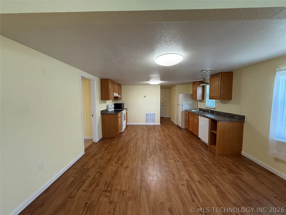 415 S 12 STREET McAlester, OK 74501