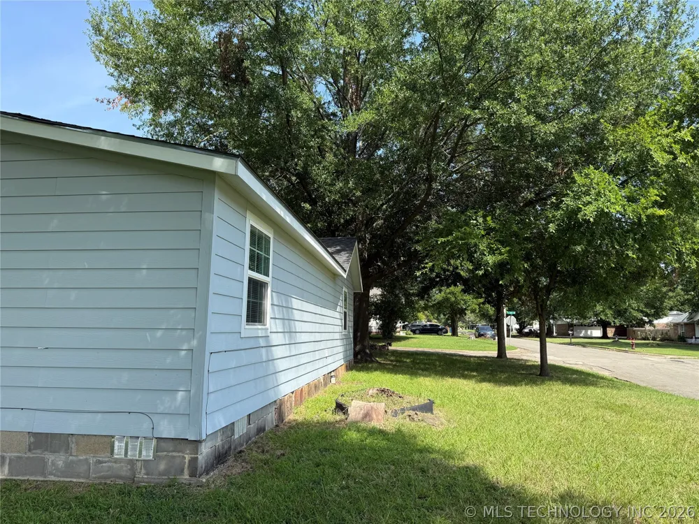 415 S 12 STREET McAlester, OK 74501