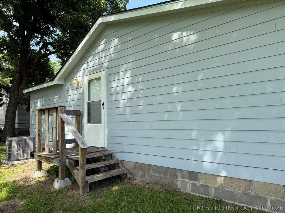 415 S 12 STREET McAlester, OK 74501