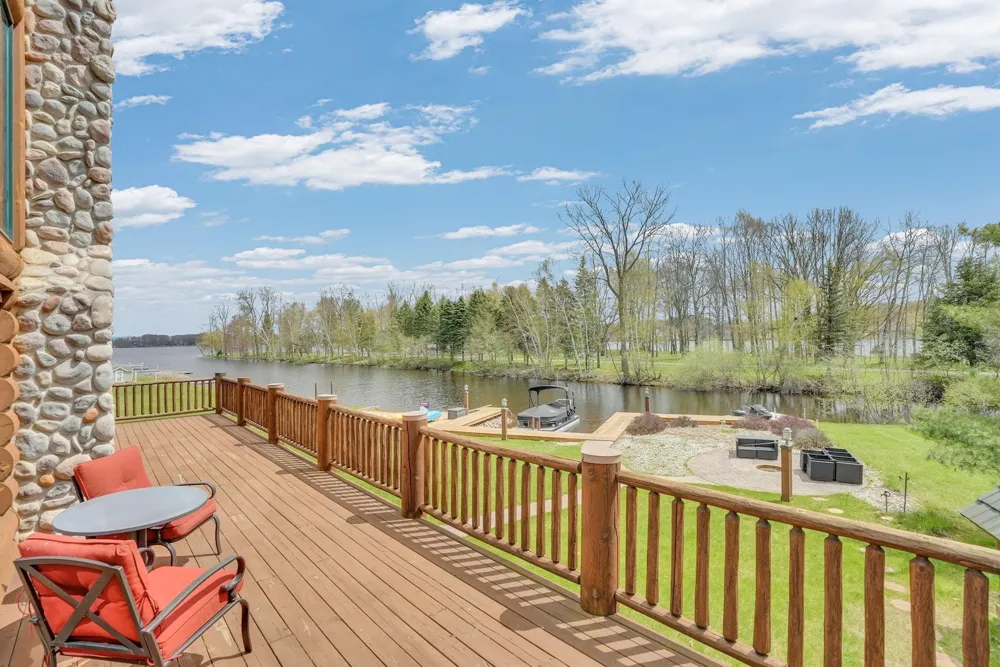 1085 Bundy Drive Broomfield Township, MI 48893