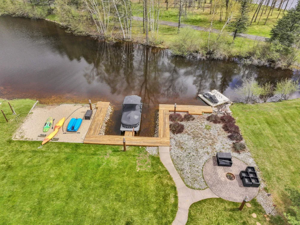 1085 Bundy Drive Broomfield Township, MI 48893