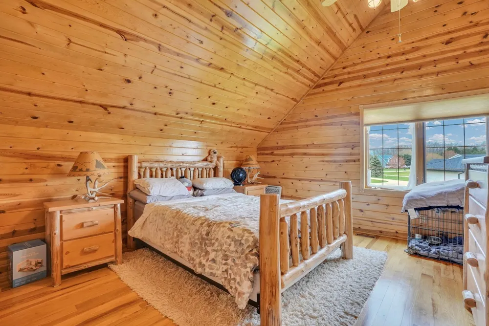 1085 Bundy Drive Broomfield Township, MI 48893