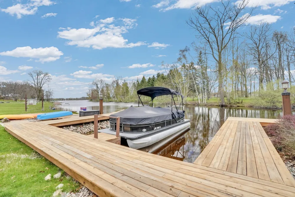1085 Bundy Drive Broomfield Township, MI 48893