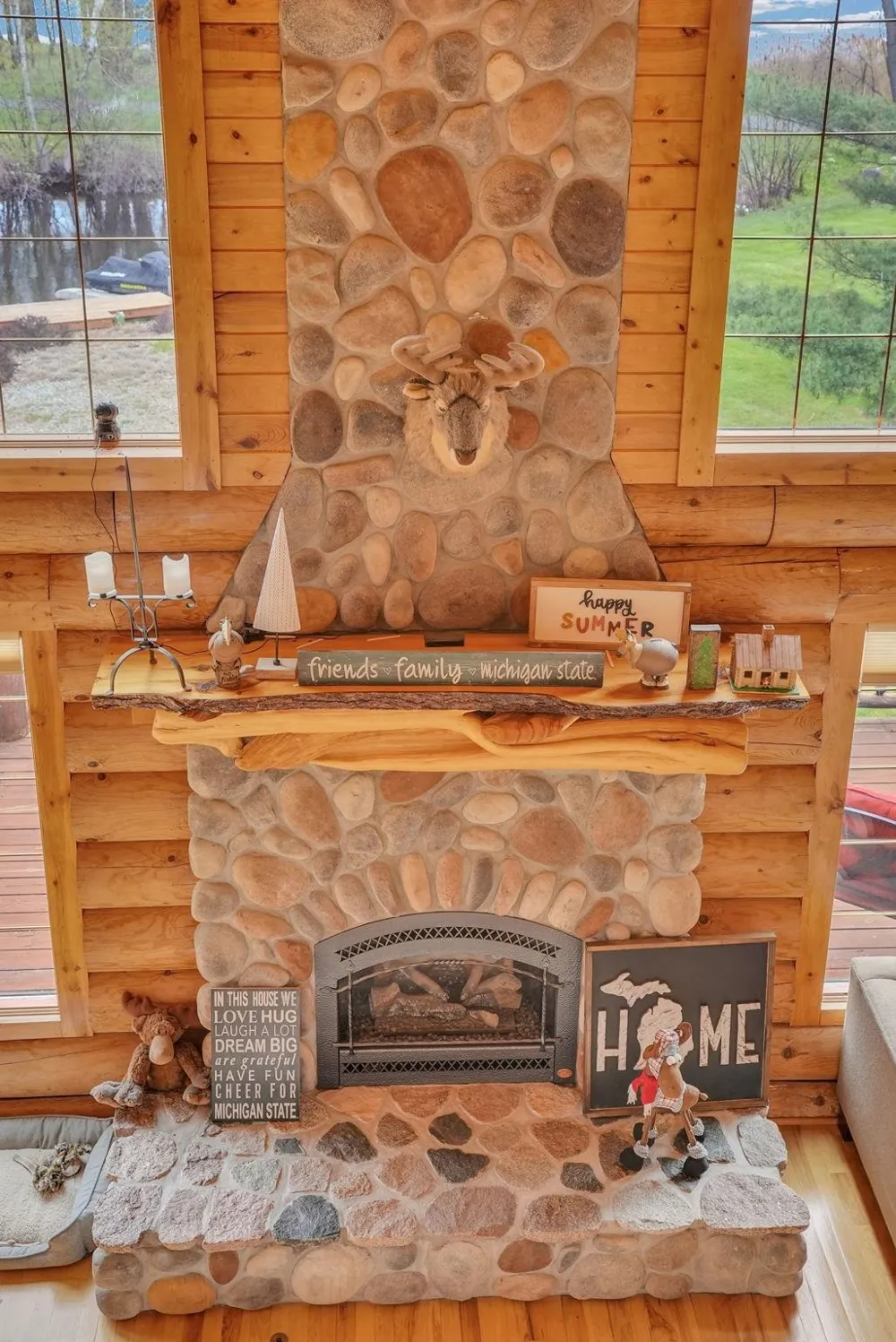 1085 Bundy Drive Broomfield Township, MI 48893