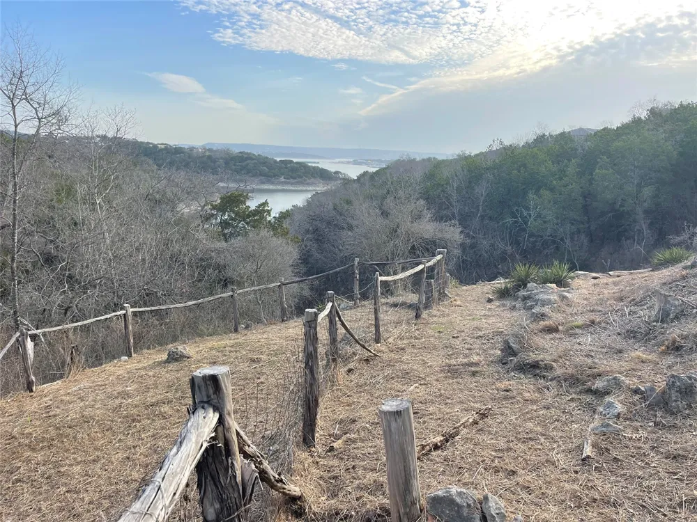 18302 Austin Boulevard Lago Vista, TX 78645