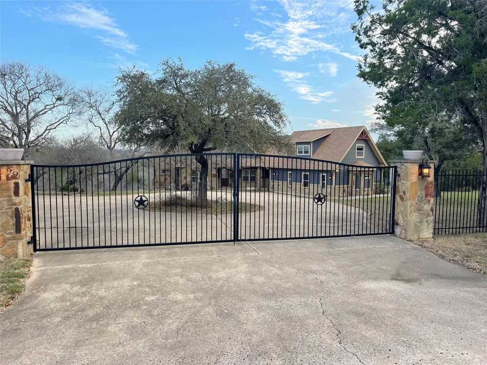 18302 Austin Boulevard Lago Vista, TX 78645