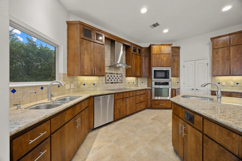 18302 Austin Boulevard Lago Vista, TX 78645