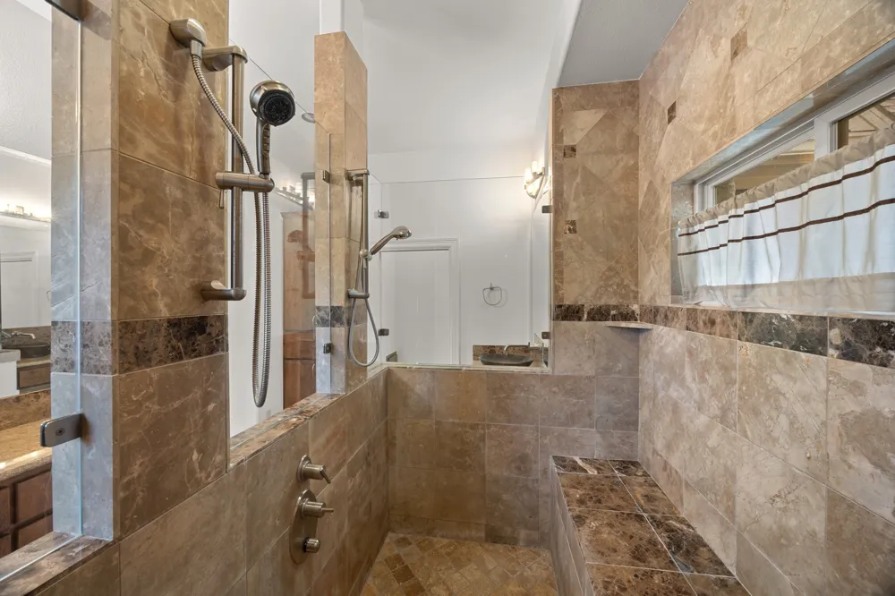 18302 Austin Boulevard Lago Vista, TX 78645