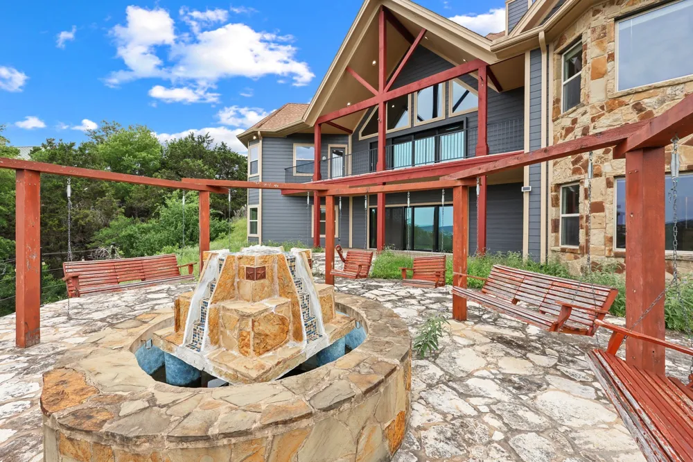 18302 Austin Boulevard Lago Vista, TX 78645
