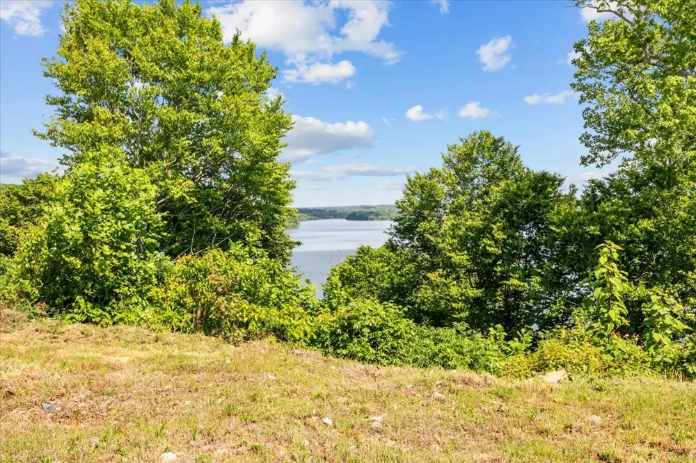 0 Blacks Bluff Stewart, TN 37175