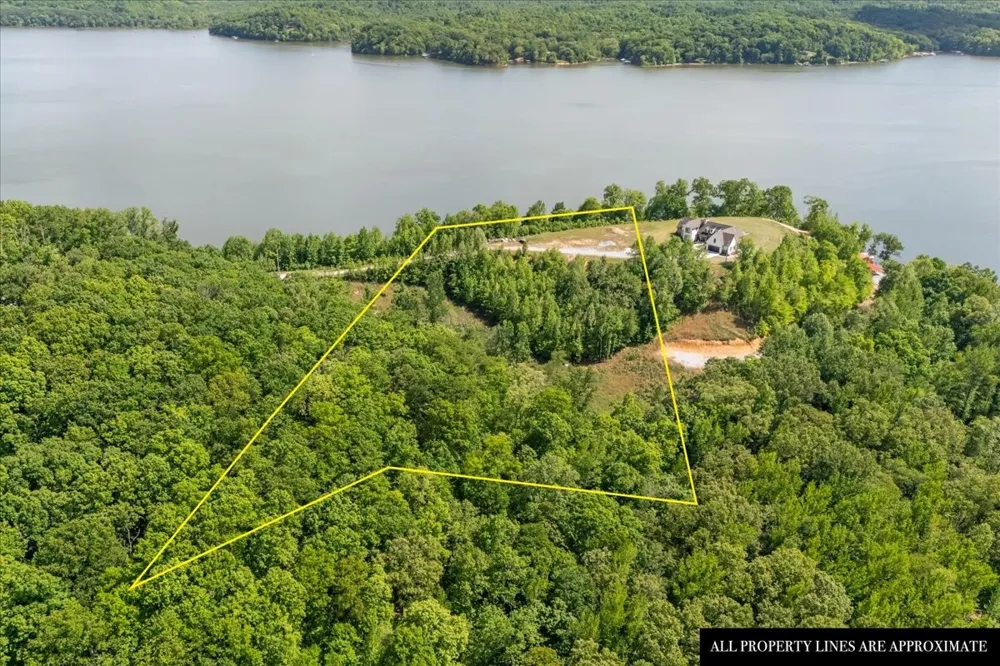 0 Blacks Bluff Stewart, TN 37175