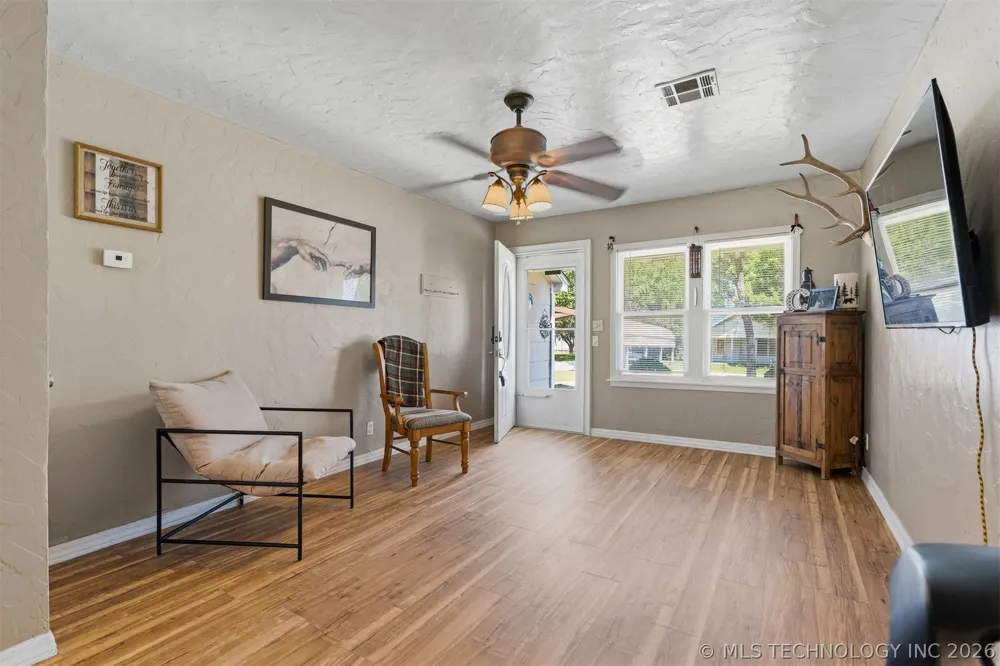 1713 W Wynnewood Avenue Sulphur, OK 73086